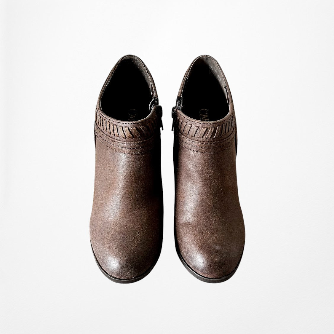 Vintage Y2K Brown Faux Leather Look Round Toe Ankle Booties Heels Size 6