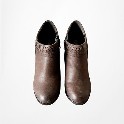 Vintage Y2K Brown Faux Leather Look Round Toe Ankle Booties Heels Size 6