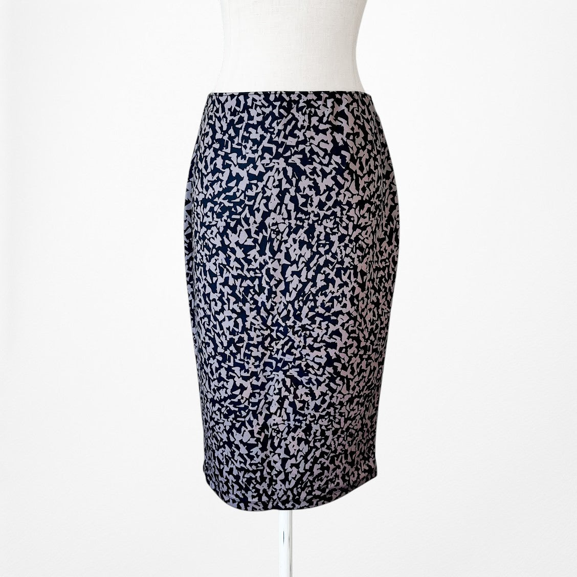 Vintage Y2K Black Brown Knee Length Printed Knit Straight Pencil Skirt Size S/M