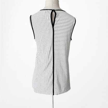 Vintage Y2K 90s White Black Striped Knit Sleeveless Casual Tank Top Size S/M
