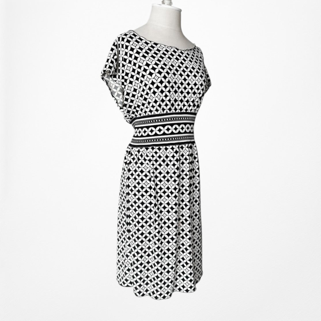 Vintage Y2K Black White Geometric Print Knit Knee Length Sheath Dress Size M