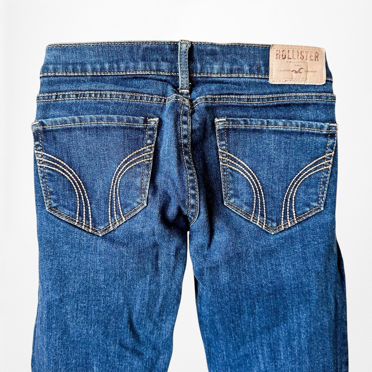 Hollister Dark Blue Wash Low Rise Slim Straight Cut Denim Jeans Size 1S/XS