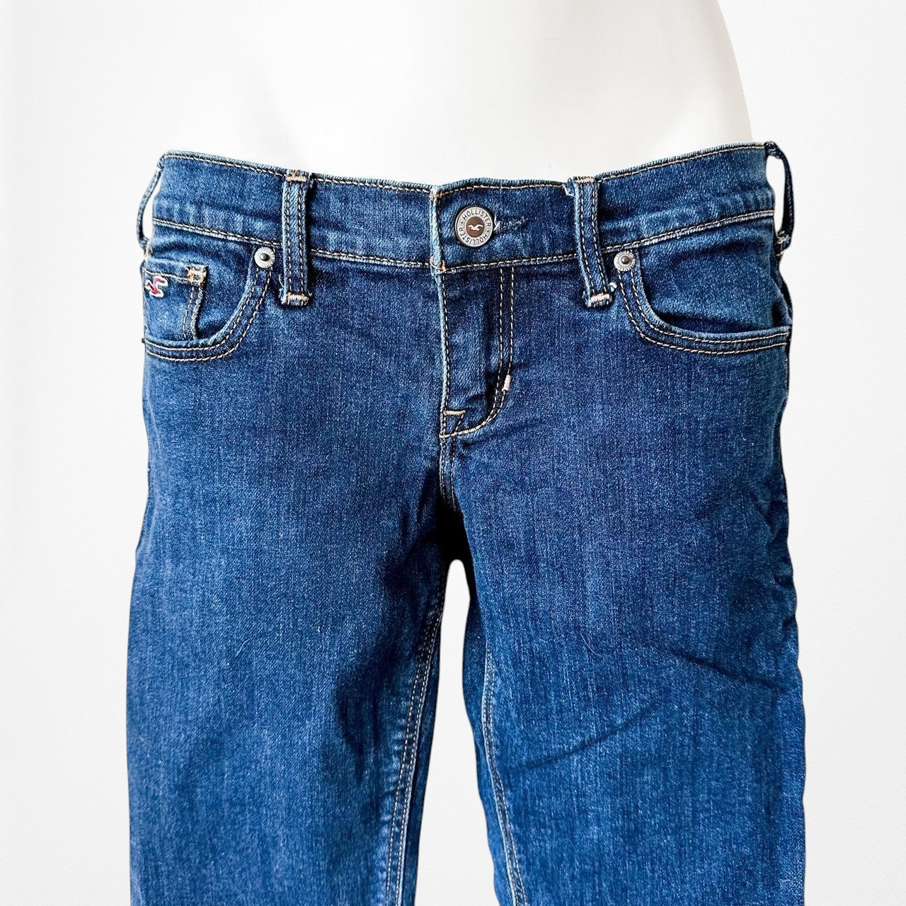 Hollister Dark Blue Wash Low Rise Slim Straight Cut Denim Jeans Size 1S/XS