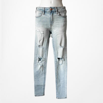 American Eagle Outfitters Light Wash Distressed Ripped Knees Skinny Jeans 00S