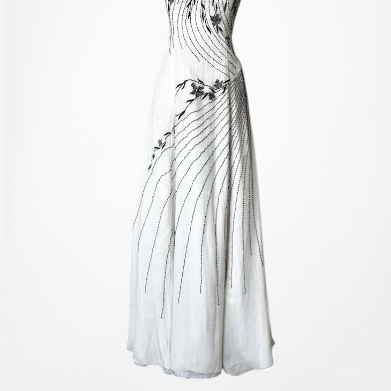 White Strapless Floral Beaded Silk Fit Flared Maxi Formal Prom Dress Size 6/M