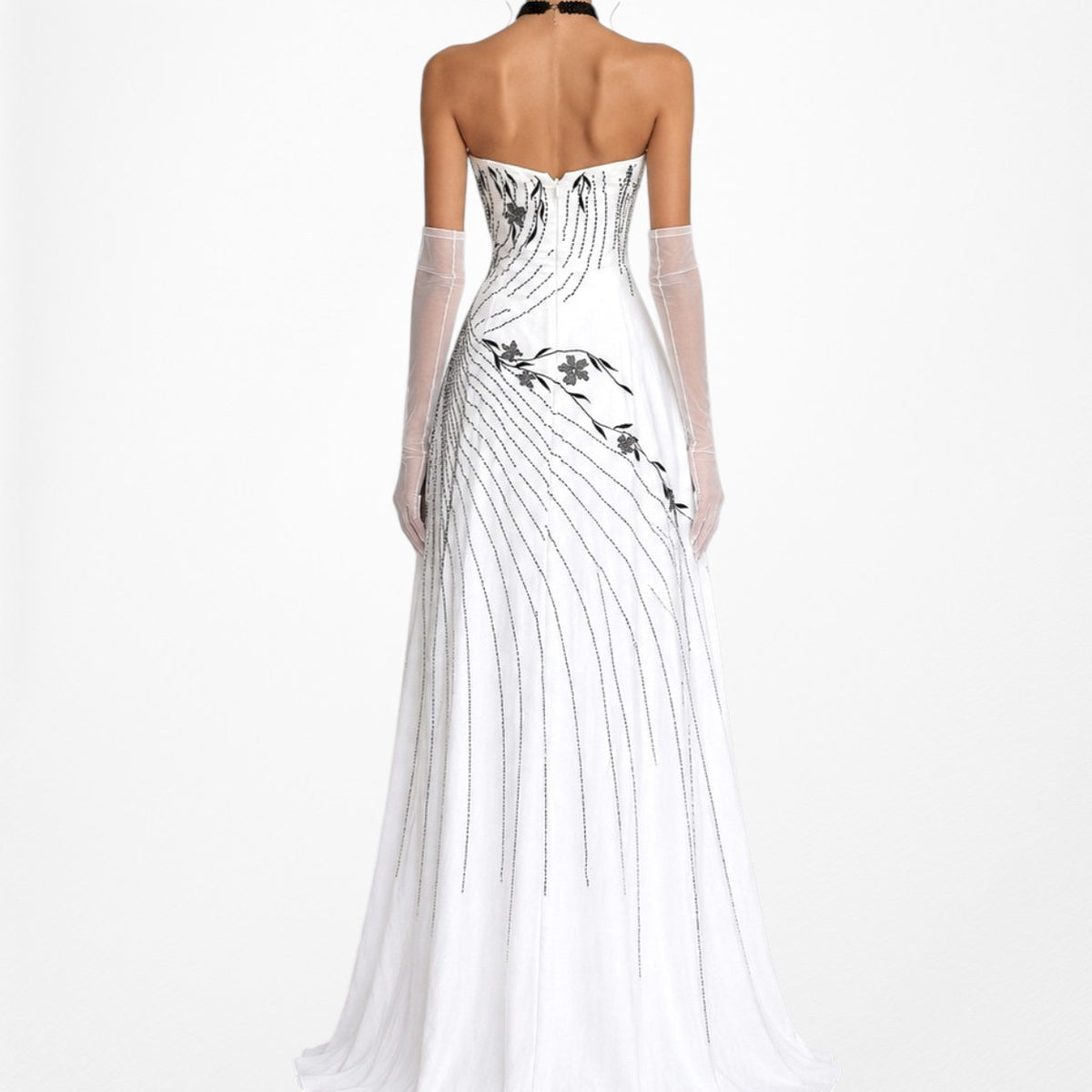 White Strapless Floral Beaded Silk Fit Flared Maxi Formal Prom Dress Size 6/M