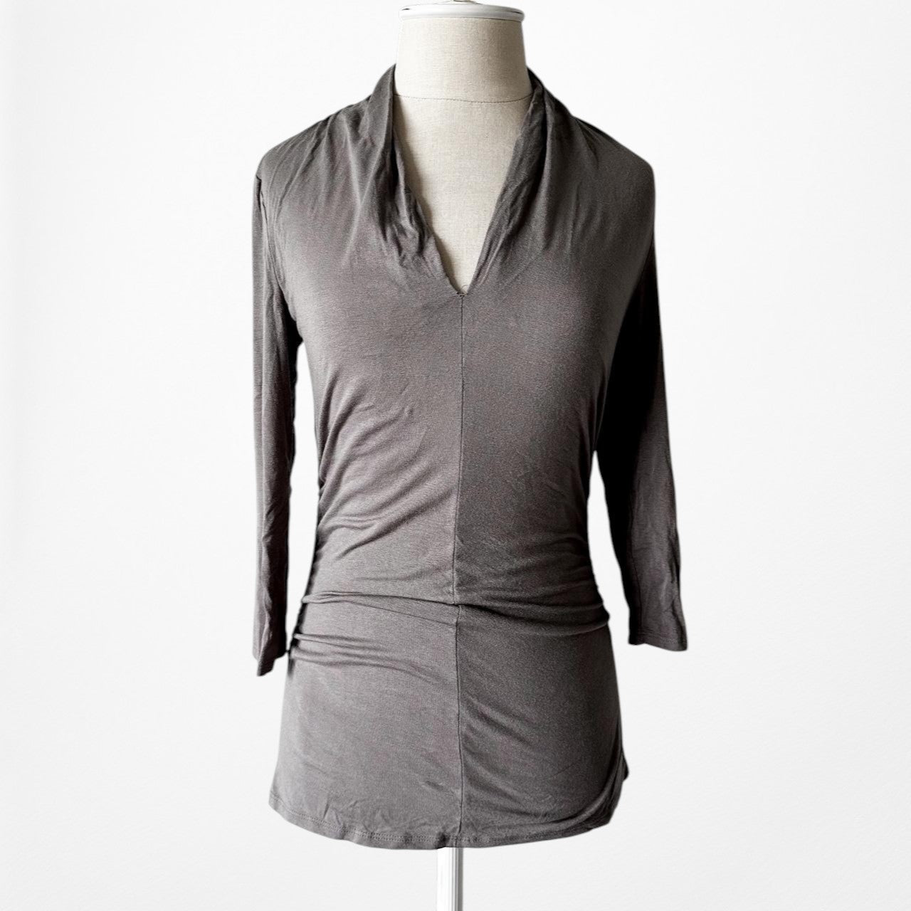 Vince Camuto Gray Knit 3/4 Sleeves Pullover Casual V-Neck Fitted Top Size M